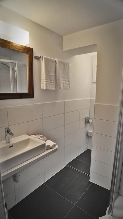 Hotel Wynegg Klosters-Serneus Quarto foto