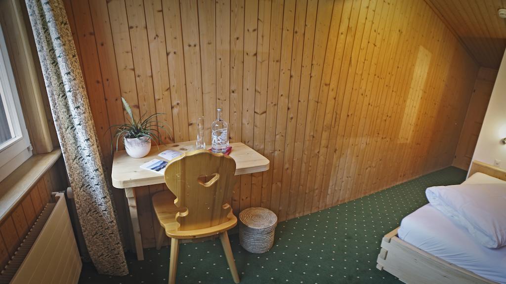 Hotel Wynegg Klosters-Serneus Quarto foto